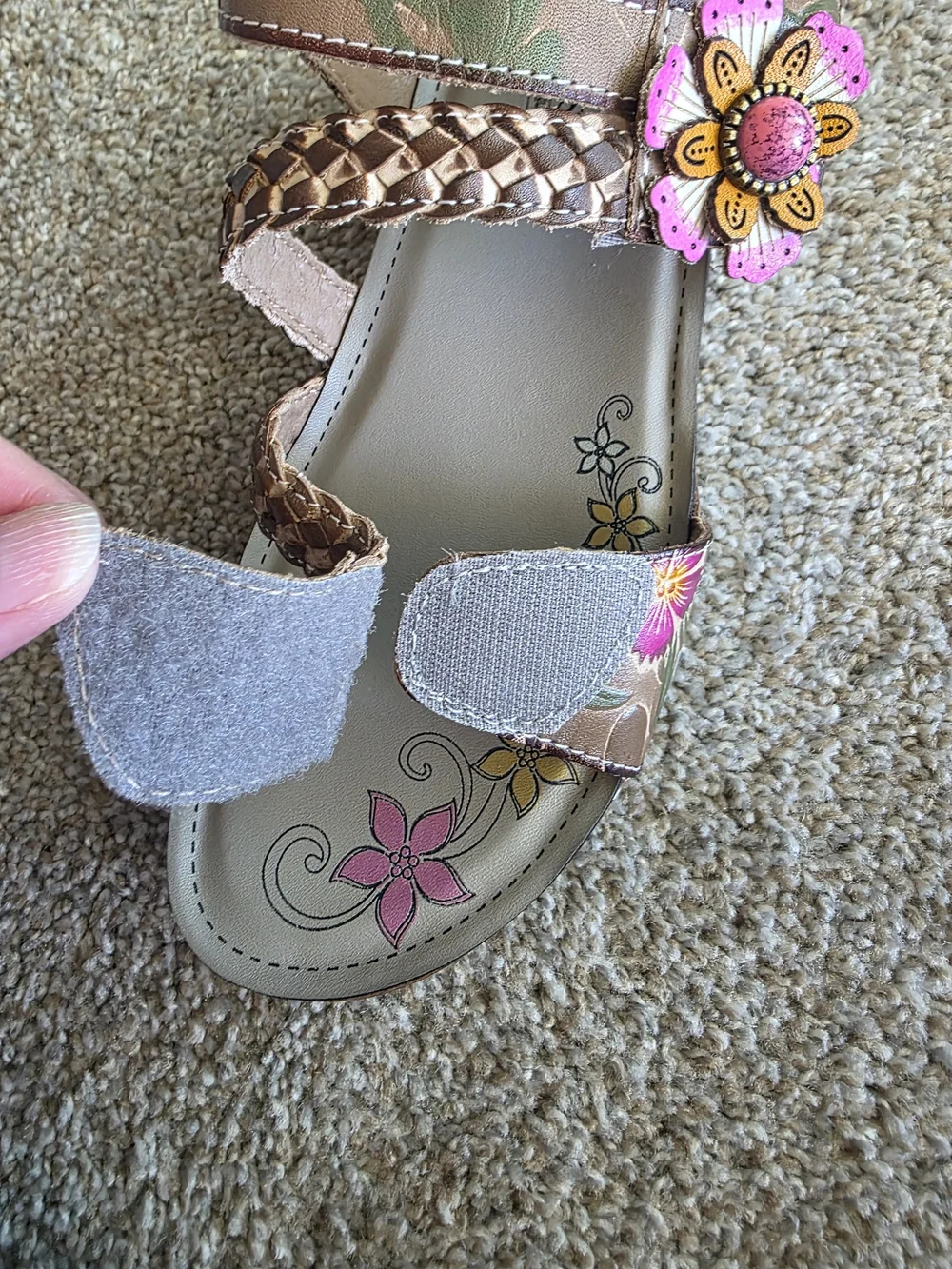 L'artiste Brissa-Grym Strapy Sandal Size 37 NIB Multicolor Comfort Artsy Hippie